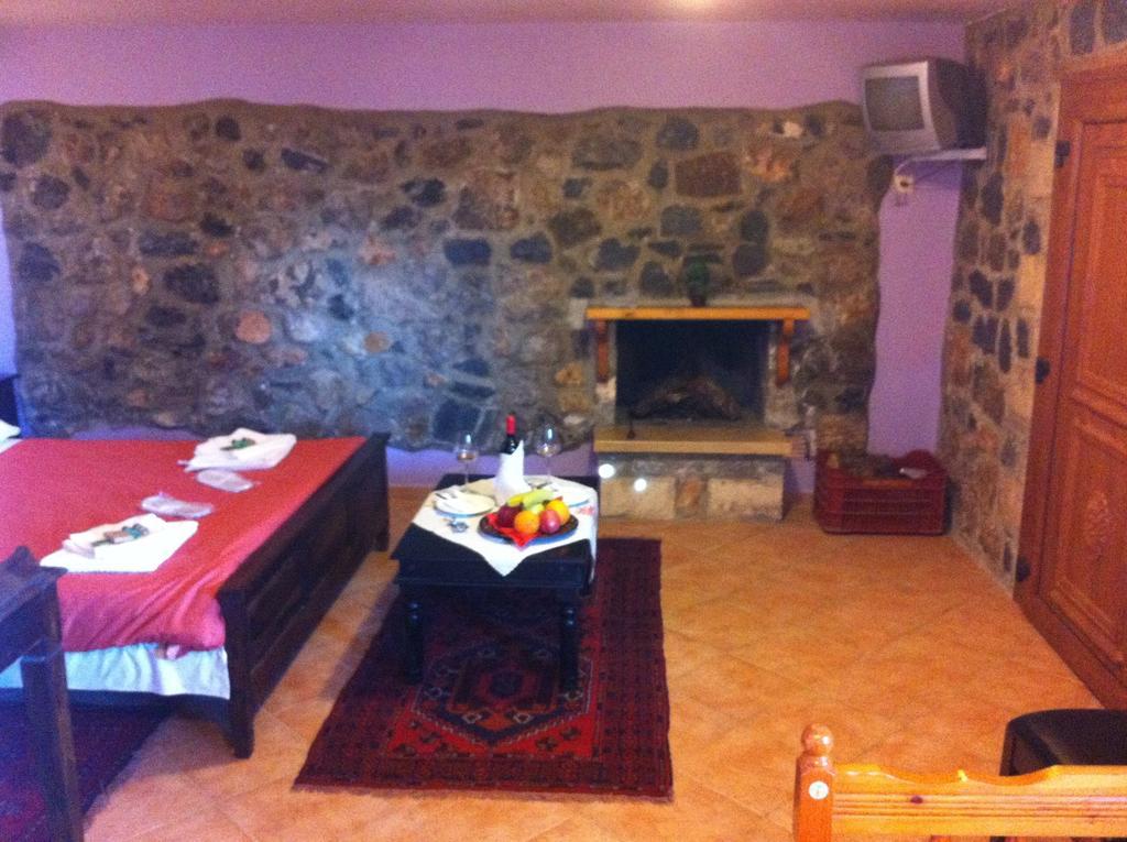 Pasithea Mountain Chalet Feneos Habitación foto